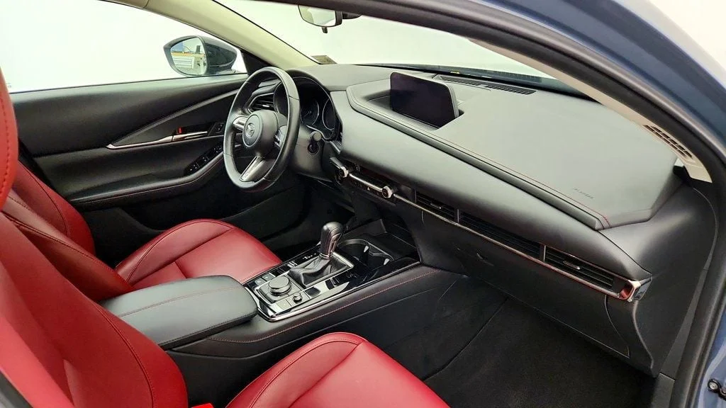 Used 2023 Polymetal Gray Metallic Mazda 2.5 S Carbon Edition AWD w/ Red Leather & Moonroof image 25