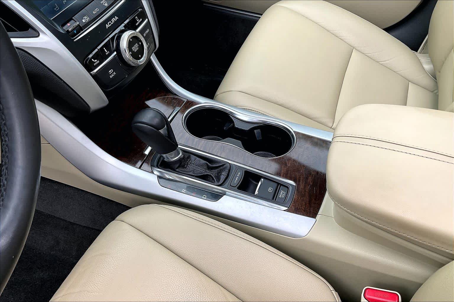 2018 Acura TLX Base - Photo 16
