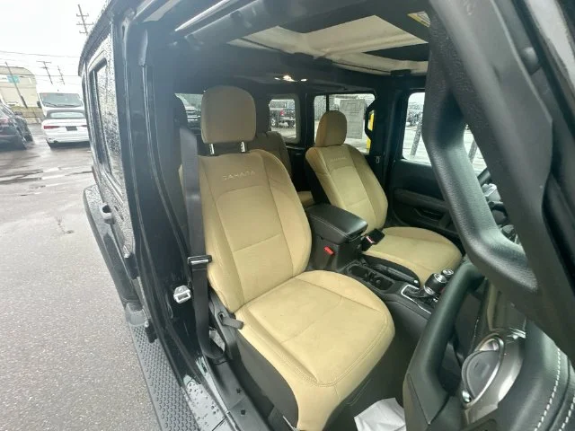 Used 2023 Black Jeep Sahara image 27