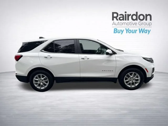Used 2024 Summit White Chevrolet LT image 8
