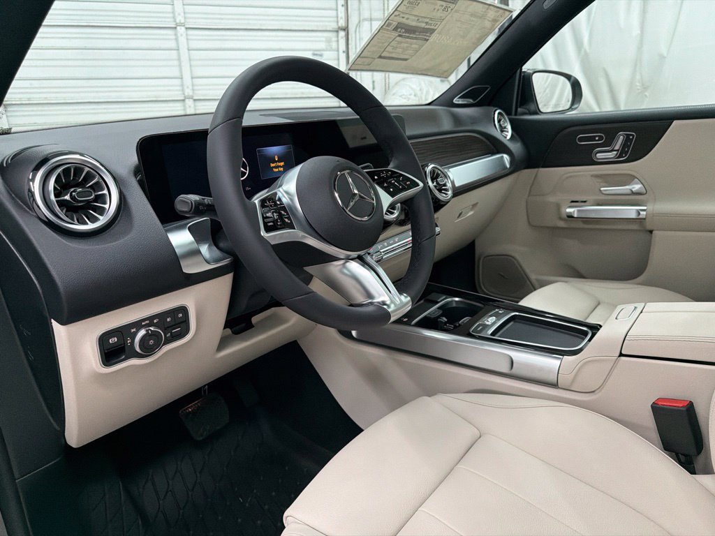 New 2026 Night Black Mercedes-Benz GLB 250 image 45