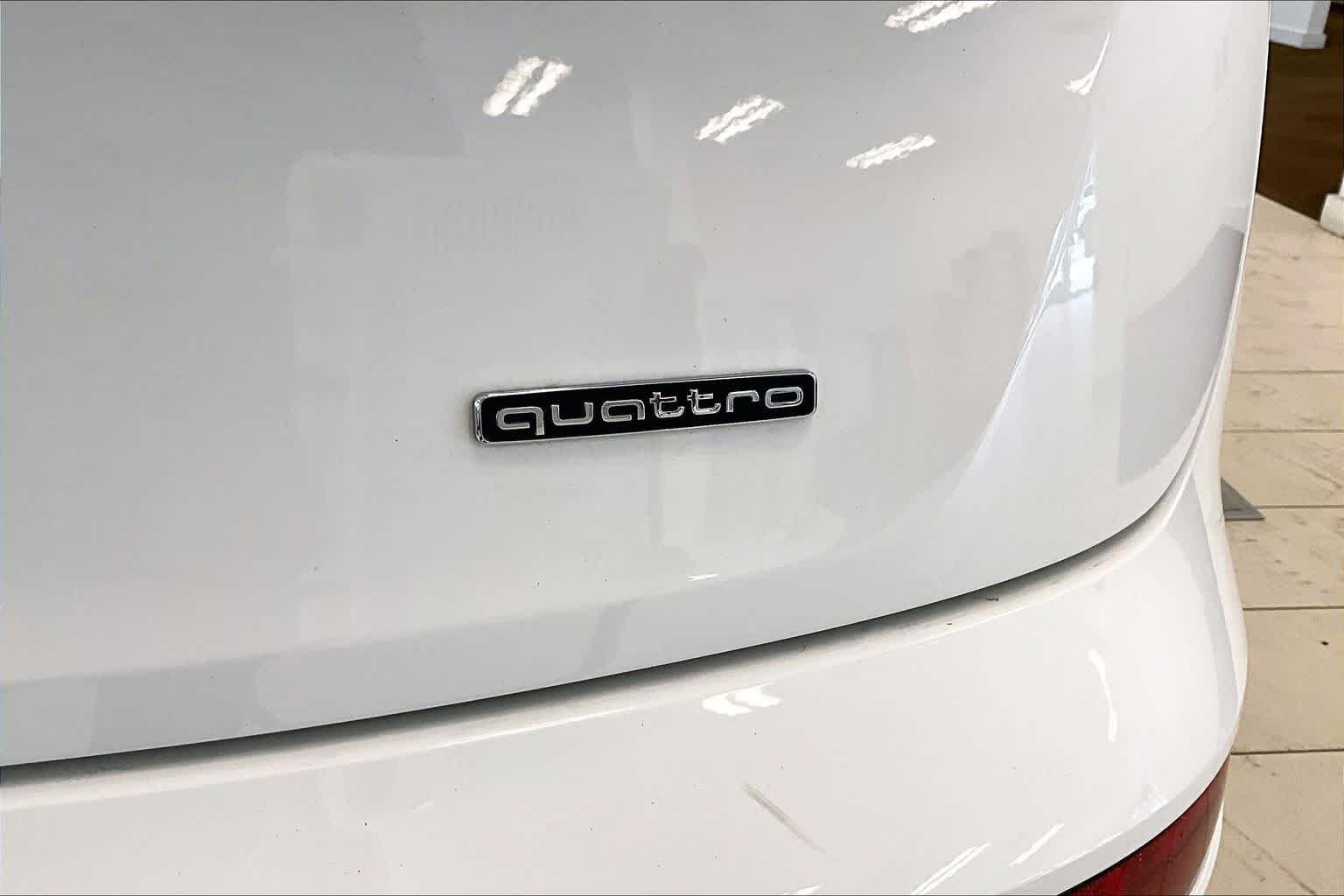 Used 2022 Ibis White Audi S line Premium Plus image 9