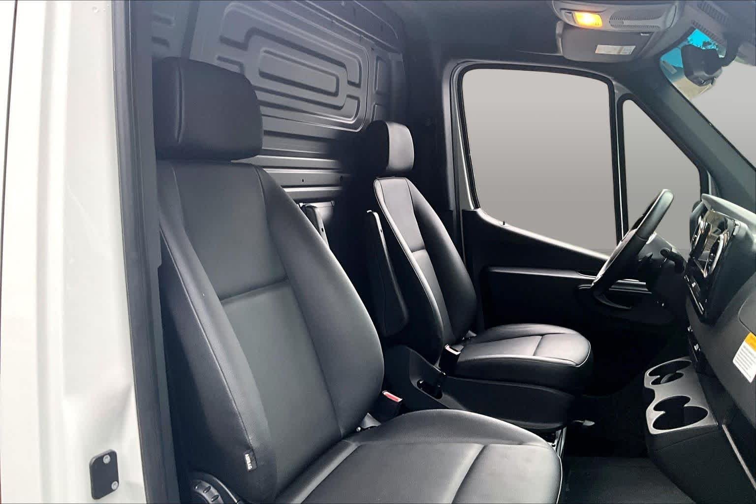 2024 Mercedes-Benz Sprinter Cargo Van Base - Photo 8
