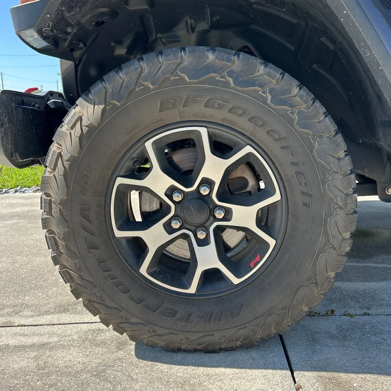 Used 2020 GRAY Jeep Rubicon image 23