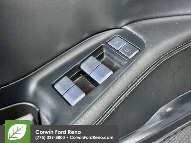 Used 2025 Black Metallic Lincoln Reserve image 20