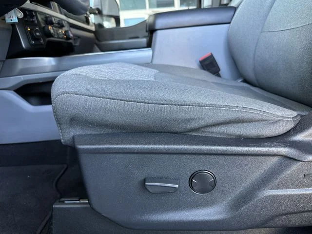 Used 2023 Black Ford XLT image 13