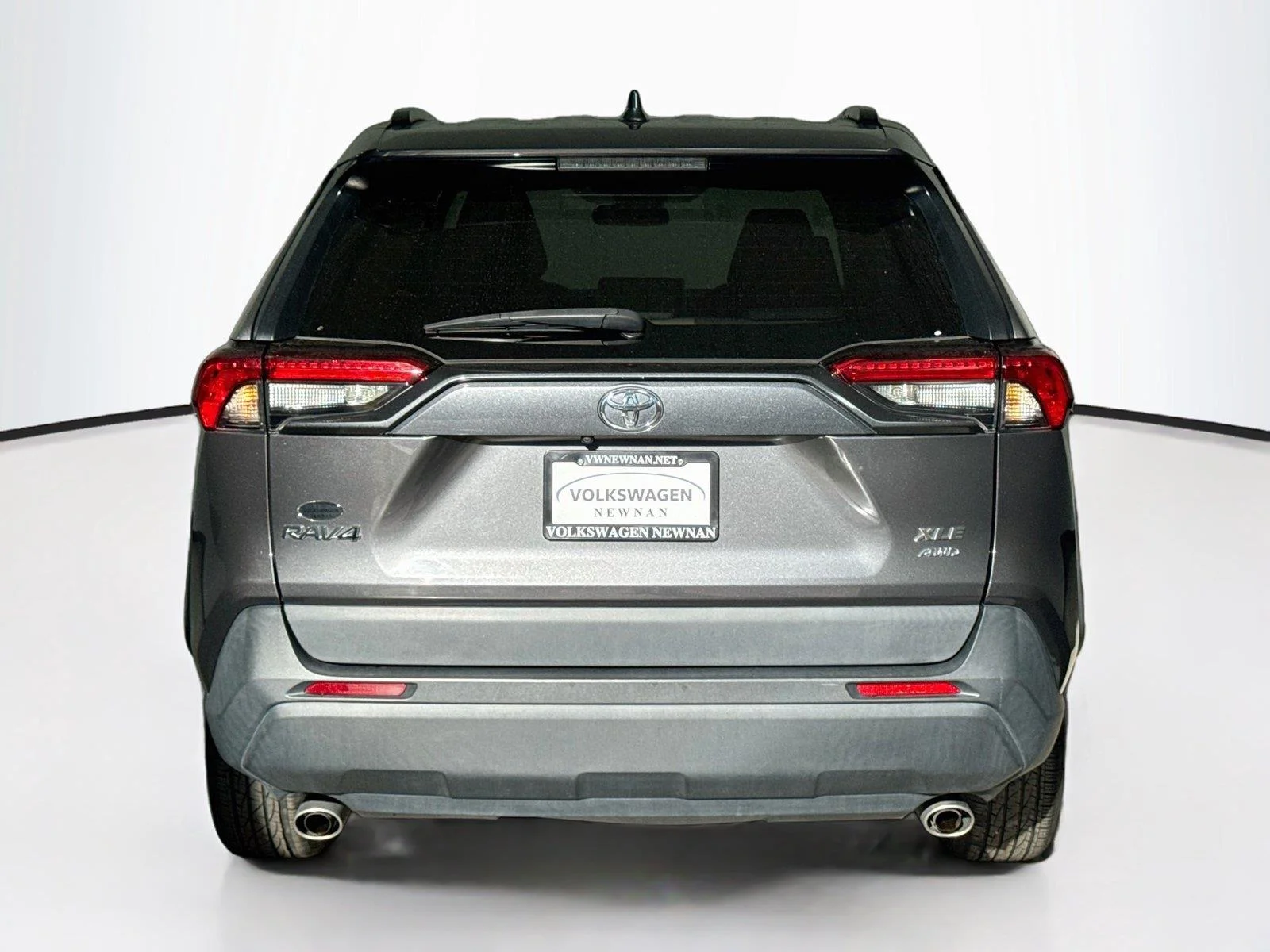 Used 2024 Magnetic Gray Metallic Toyota XLE image 5