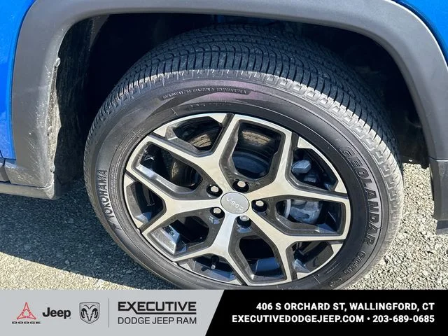 Used 2024 Blue Jeep Limited image 7