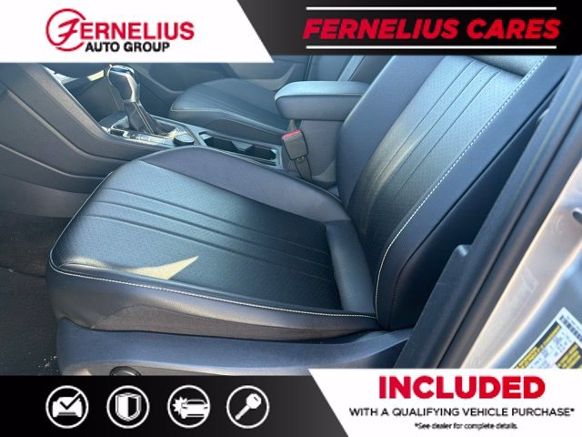 Used 2022 Silver Volkswagen 2.0T SE R-Line Black image 9
