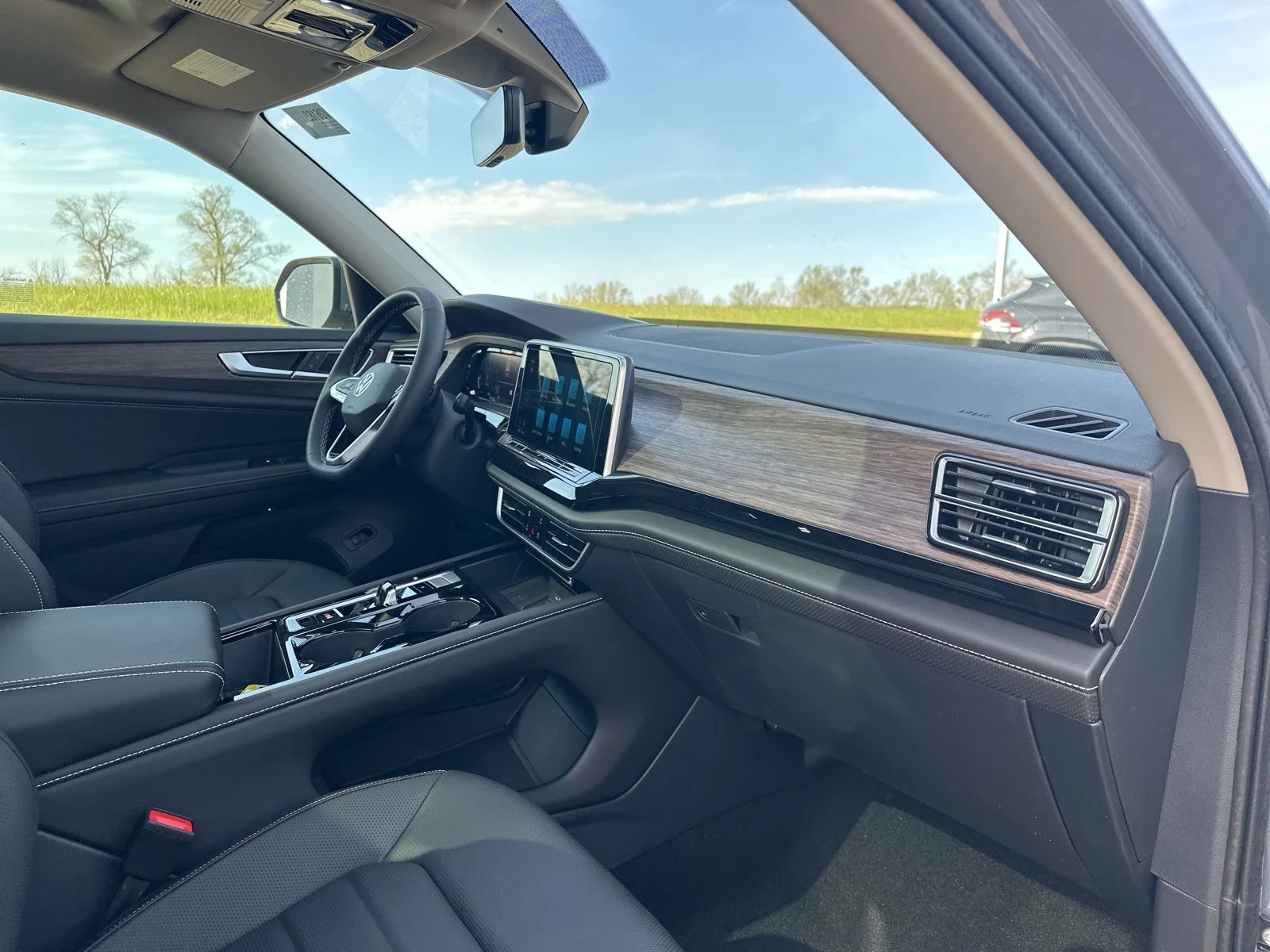 New 2026 Gray Volkswagen 2.0T SEL image 39