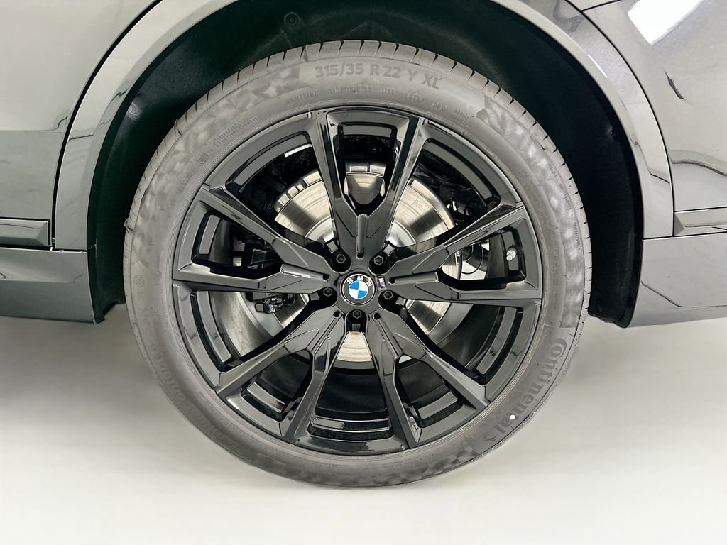New 2027 Black Sapphire Metallic BMW xDrive40i image 30
