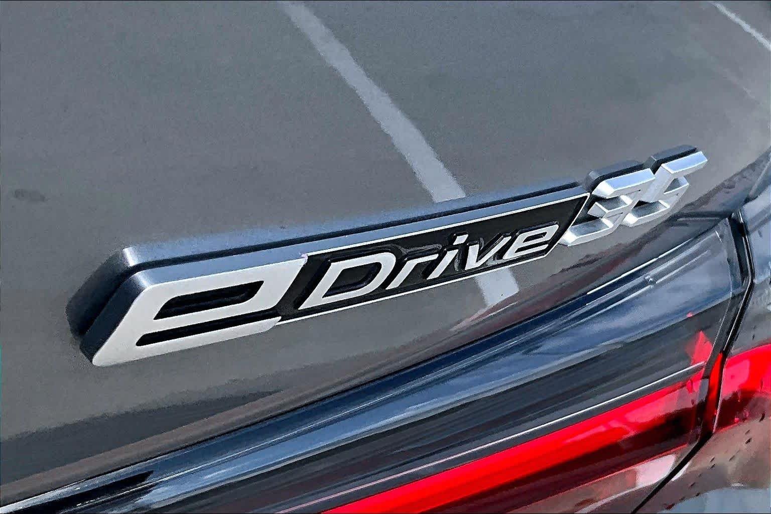 Used 2023 Skyscraper Grey Metallic BMW eDrive35 image 9