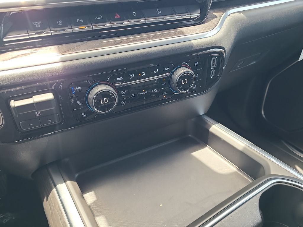 2026 Chevrolet Silverado 2500 HD LTZ - Photo 14