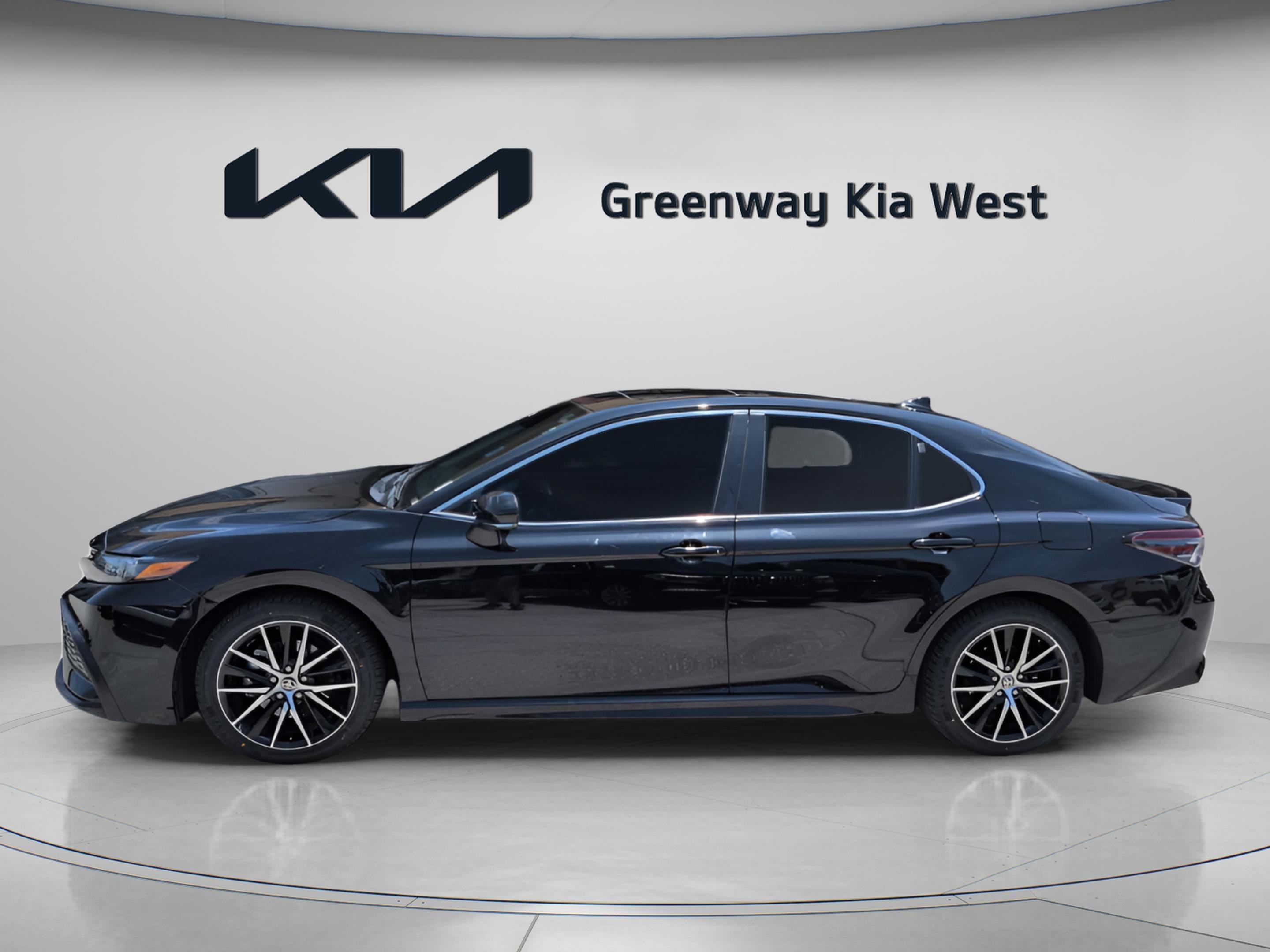 Used 2023 Midnight Black Metallic Toyota SE image 5