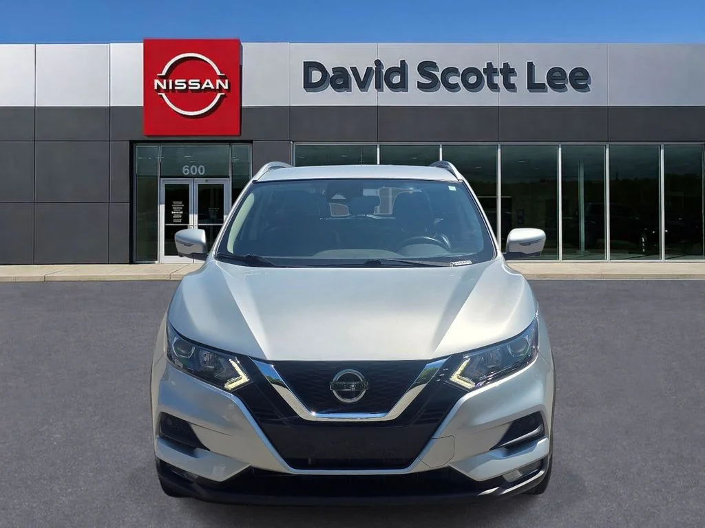 Used 2022 Silver Nissan SV image 2