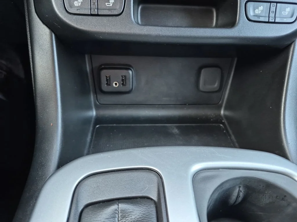 Certified Used 2022 Summit White Chevrolet LT image 29