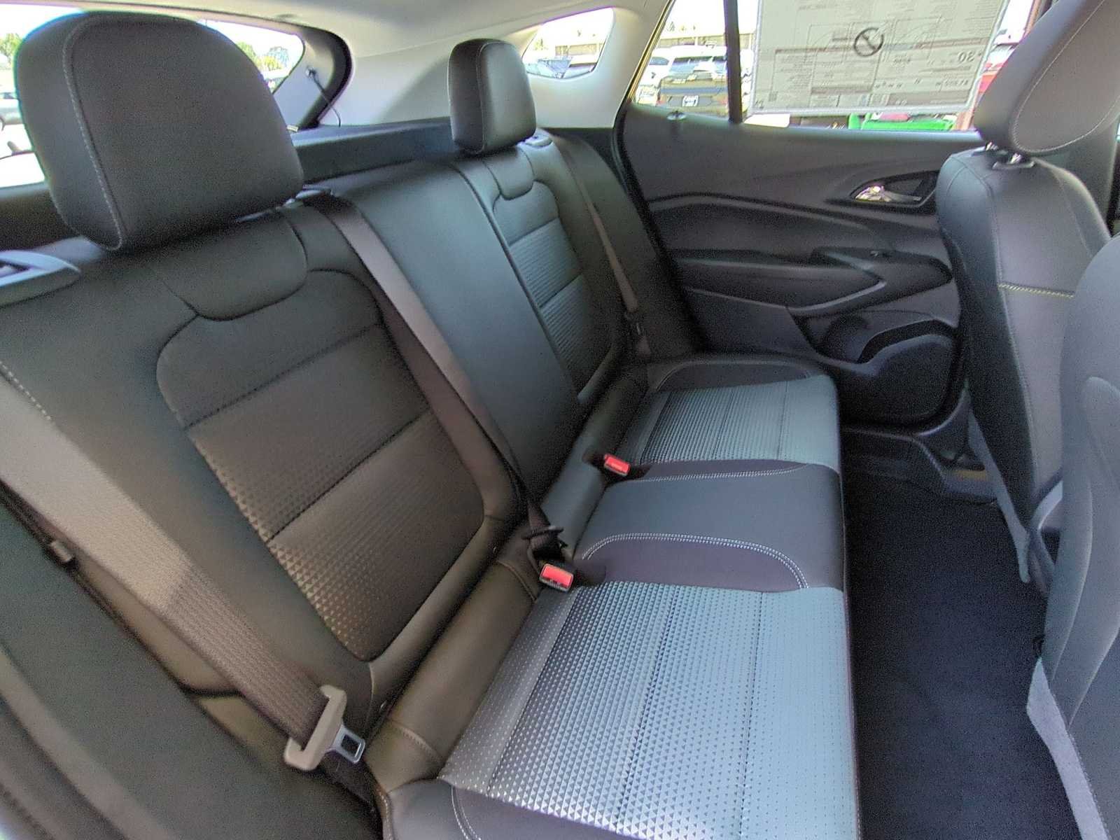 2026 Chevrolet Trax LT - Photo 25