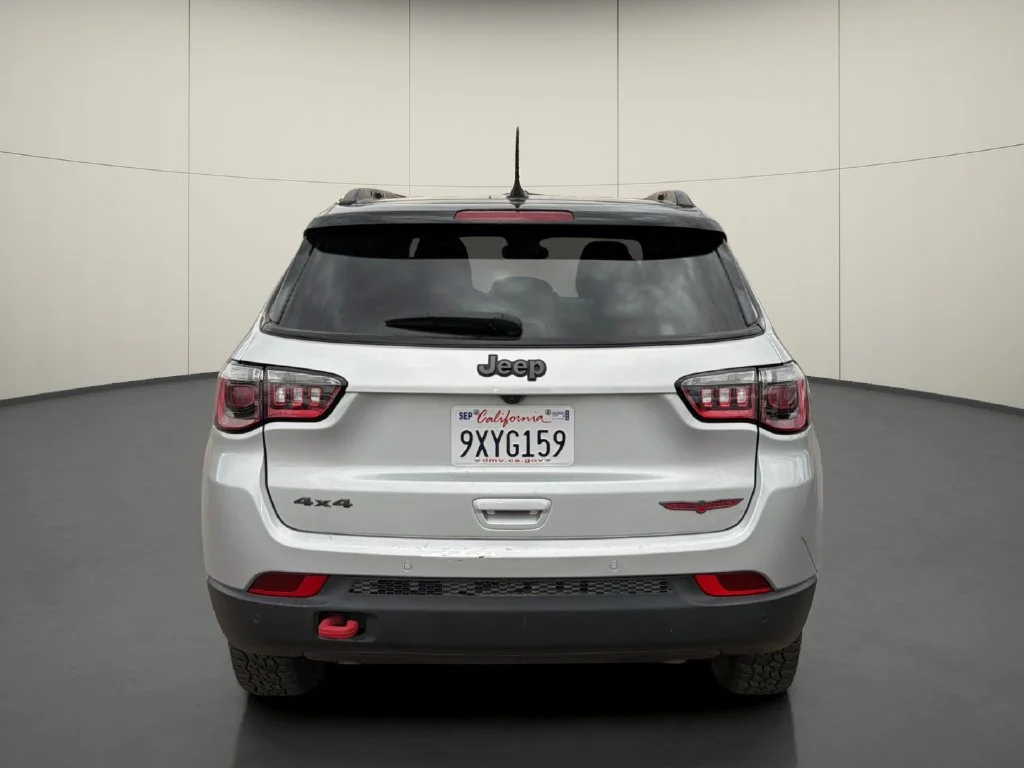 2025 Jeep Compass Trailhawk - Photo 6