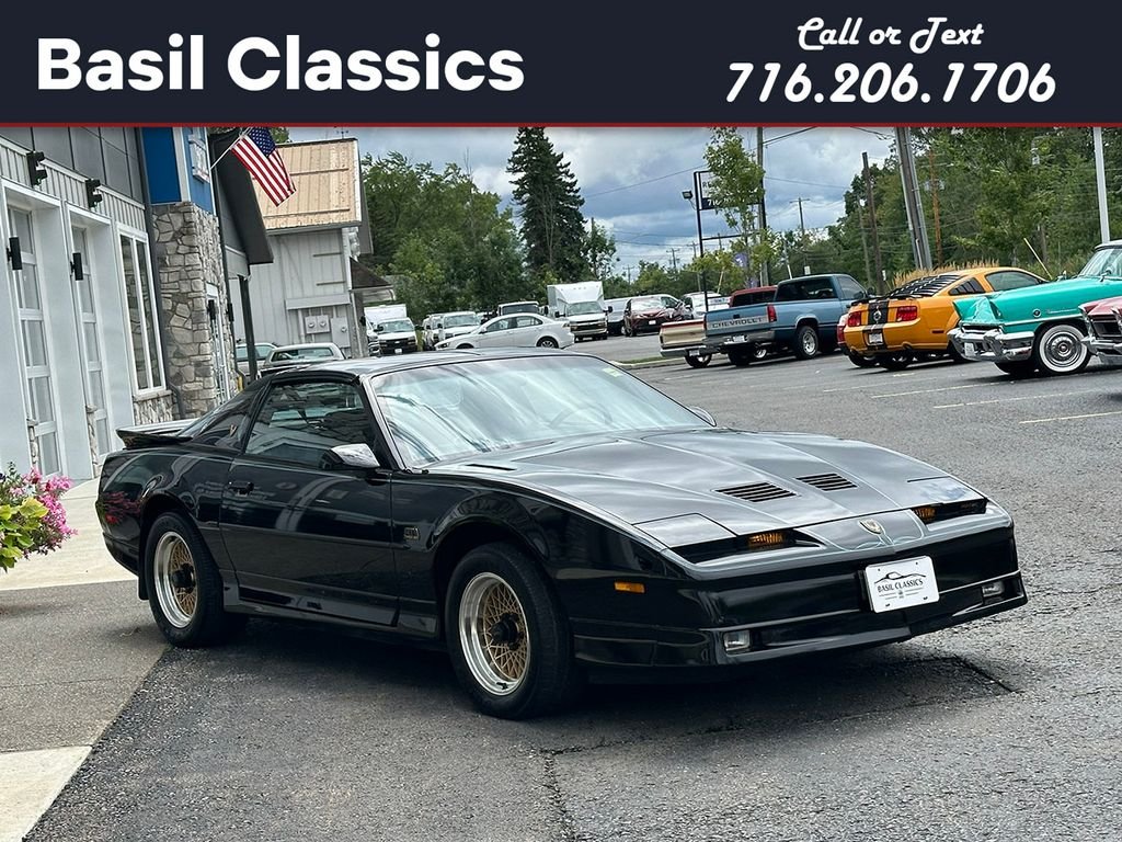 Used 1989 Black Pontiac Trans Am GTA image 1
