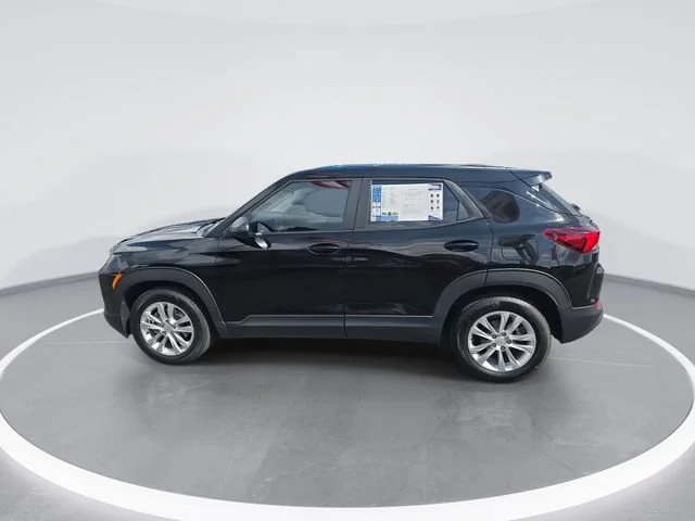 Used 2023 MOSAIC BLACK METALLIC Chevrolet LS image 4