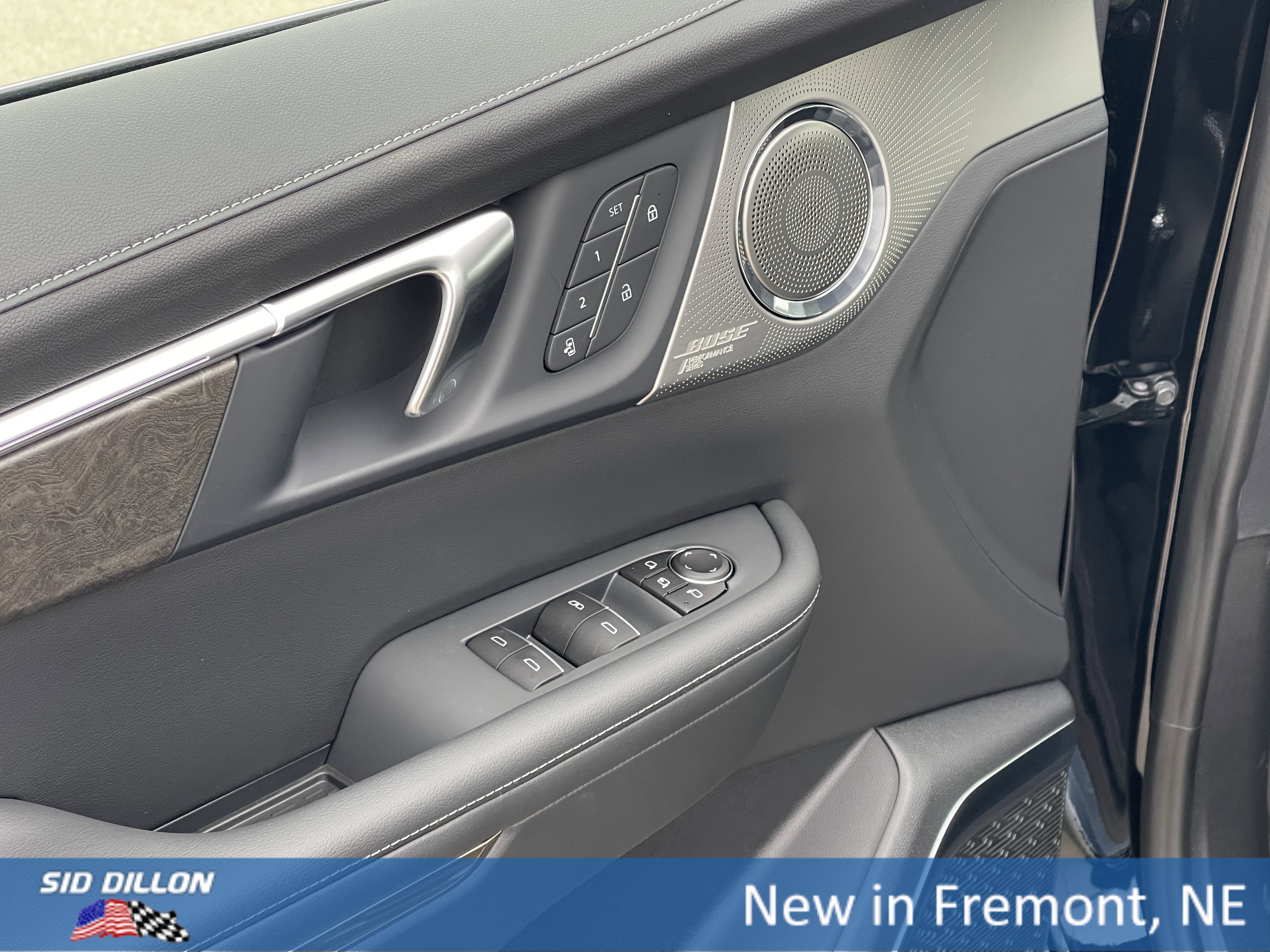 2026 Buick Enclave Avenir - Photo 8