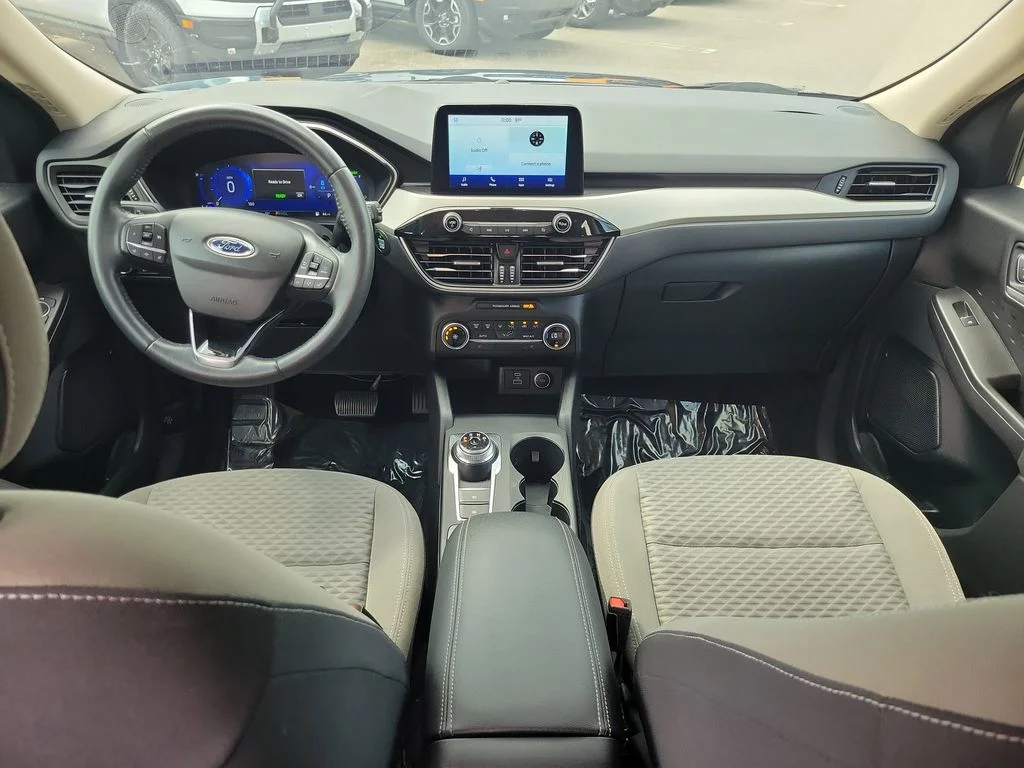 Used 2020 Green Ford SE Sport Hybrid image 13