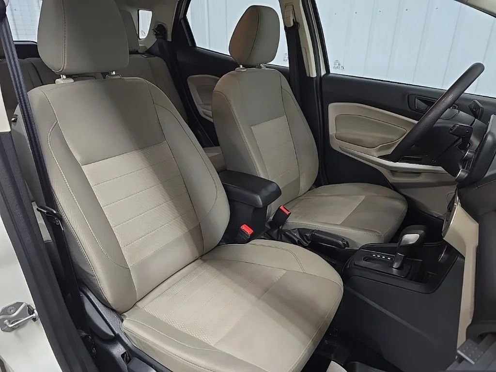Used 2020 White Ford S image 15