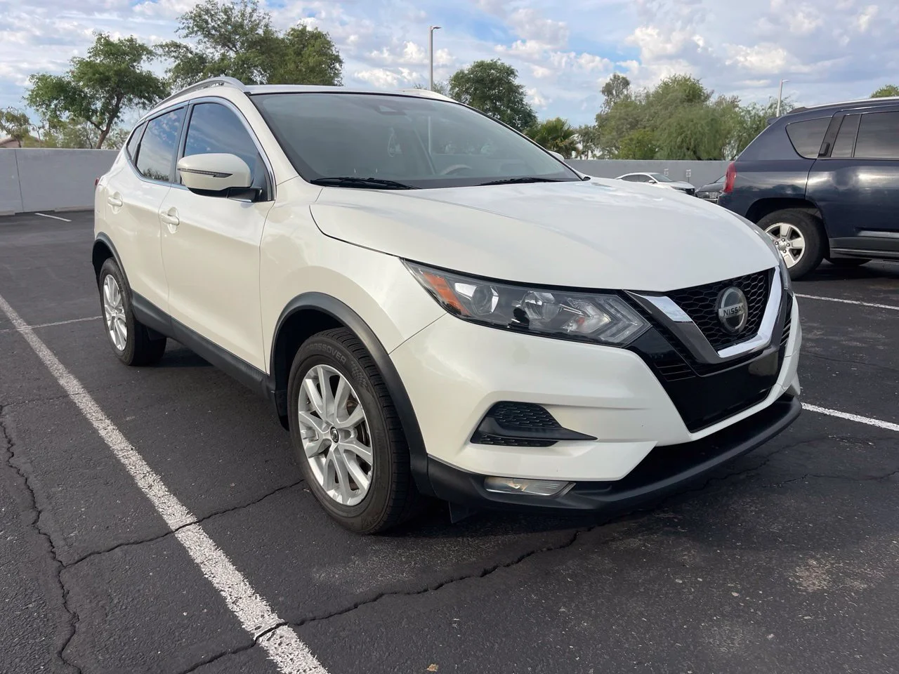 Used 2021 Pearl White Tricoat Nissan SV image 2