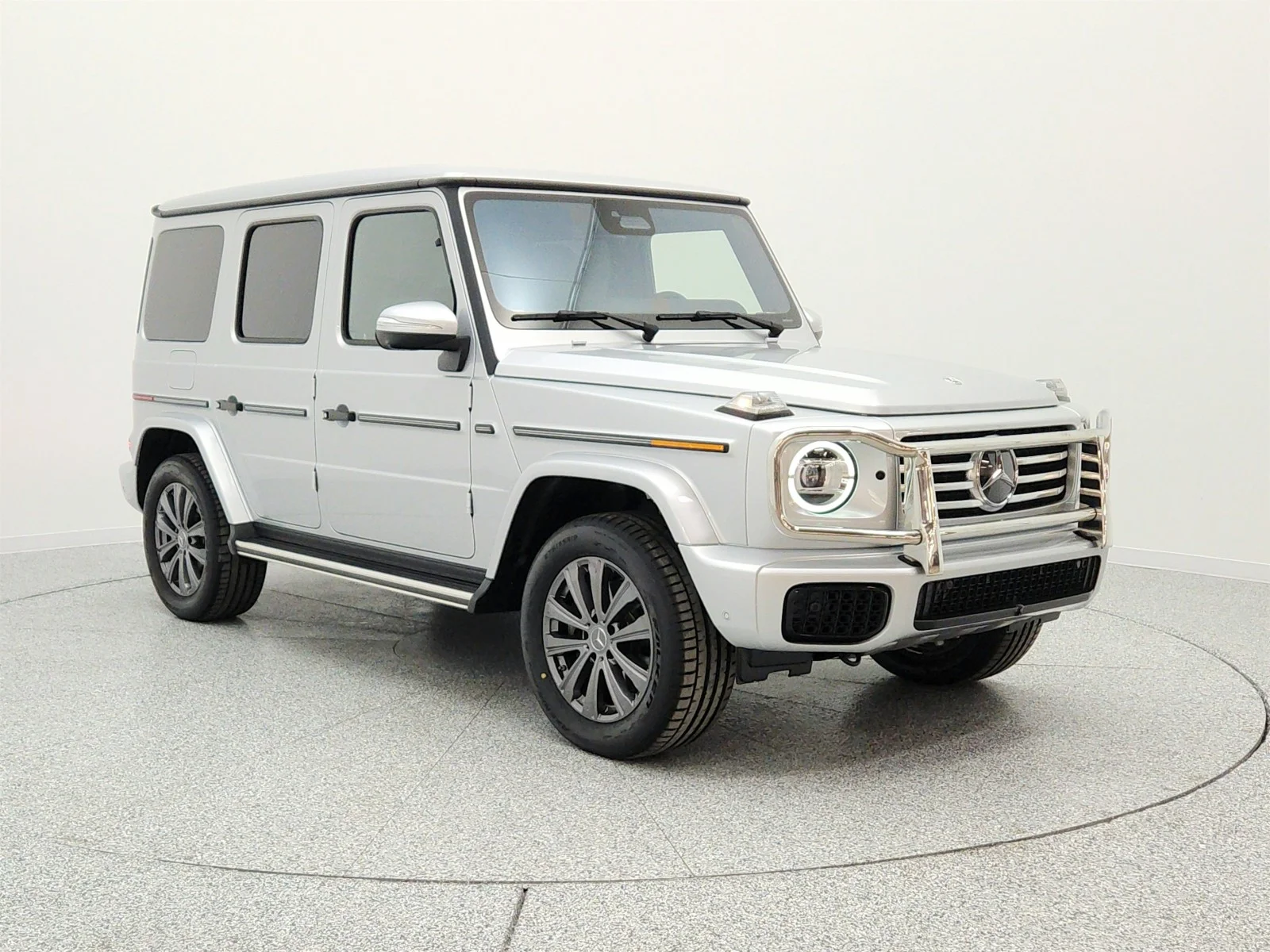 Certified Used 2025 Iridium Silver Metallic Mercedes-Benz G 550 image 3