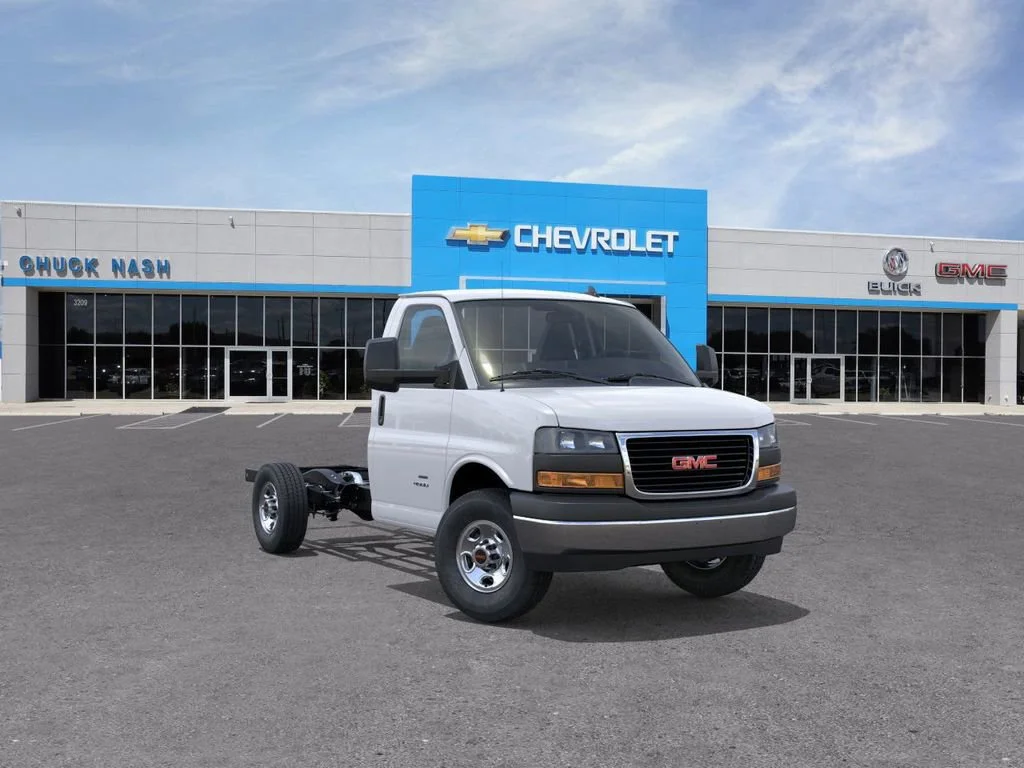 2025 GMC Savana Cutaway