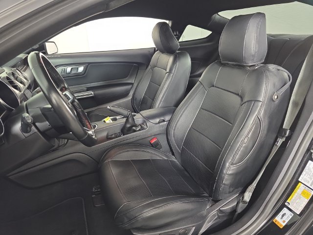 Used 2021 Shadow Black Ford GT image 23