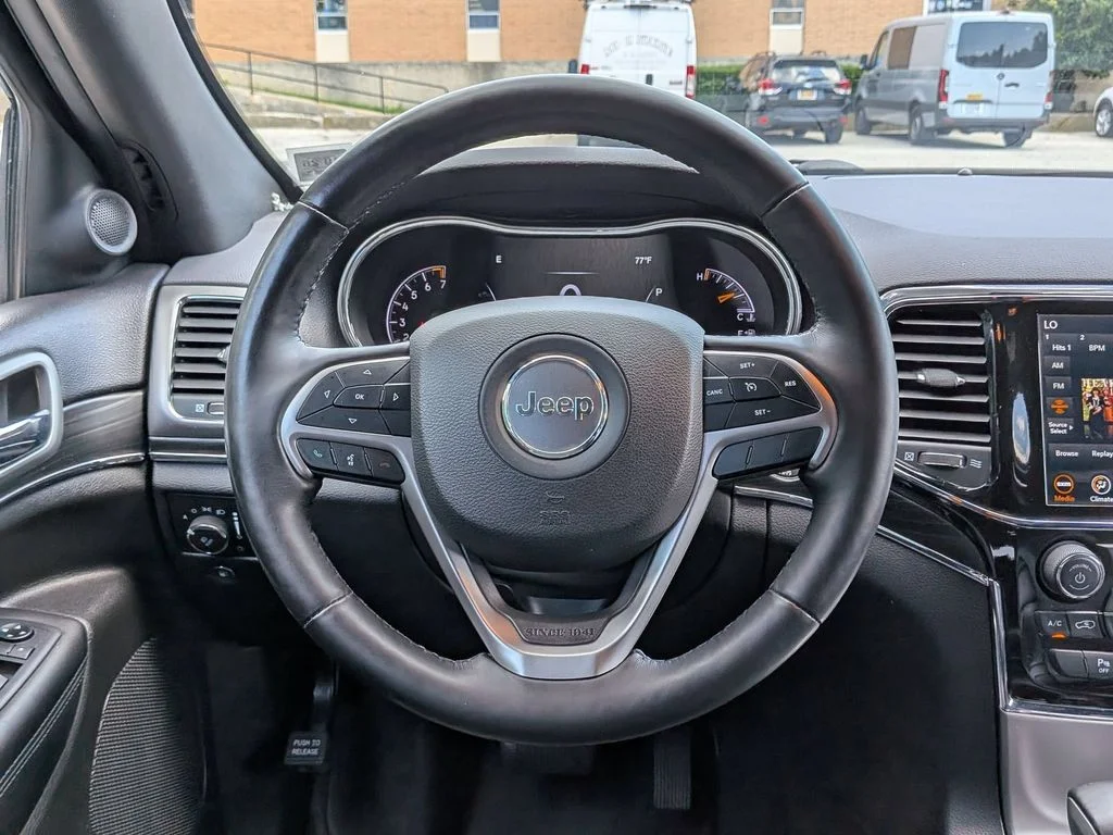 Used 2021 Gray Jeep Limited image 15