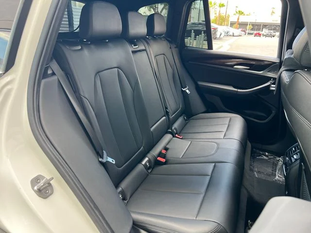 Used 2019 Alpine White BMW sDrive30i image 52