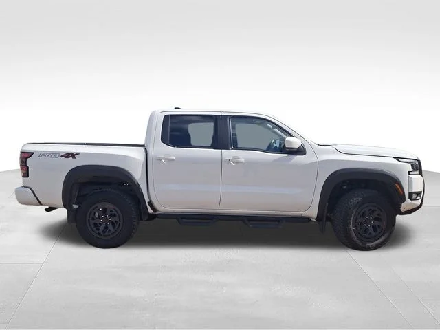 Used 2025 White Nissan PRO-4X image 9