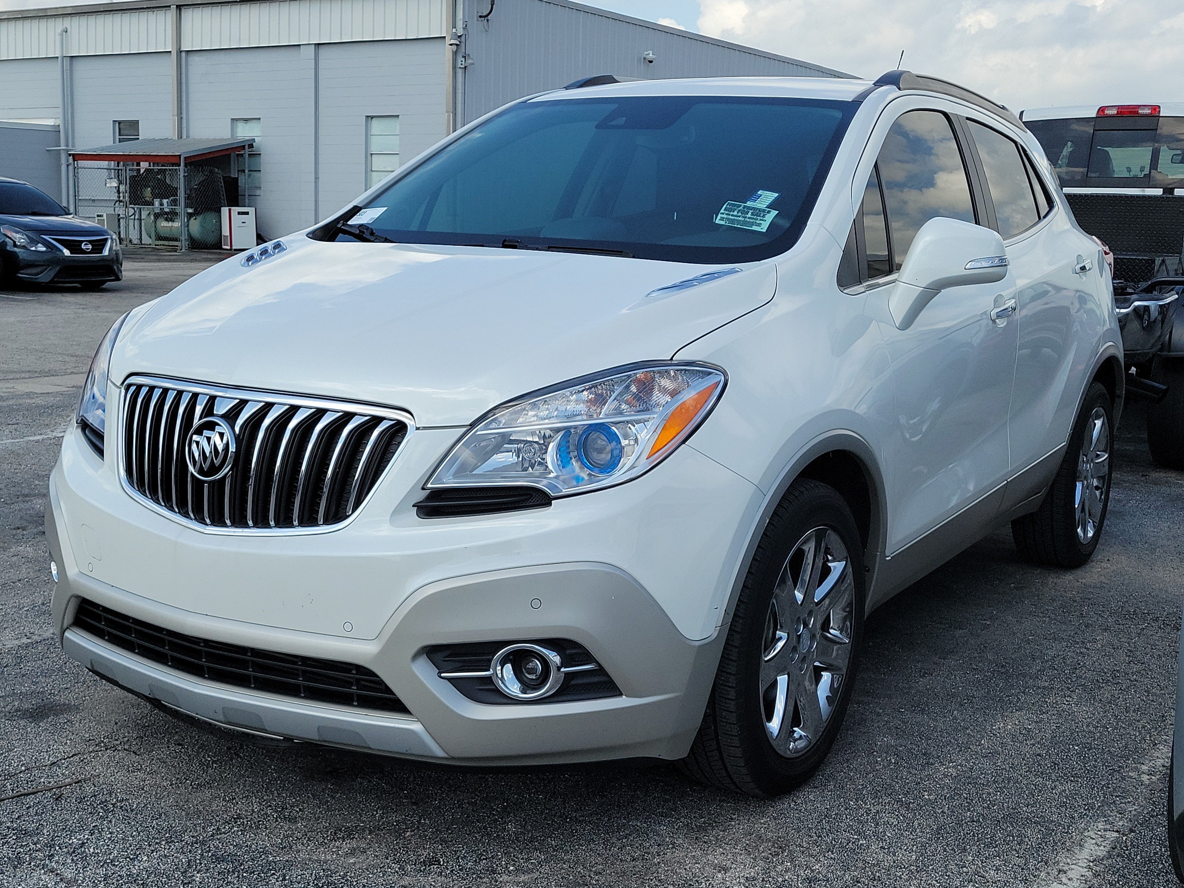 Used 2016 White Pearl Tricoat Buick Premium image 1