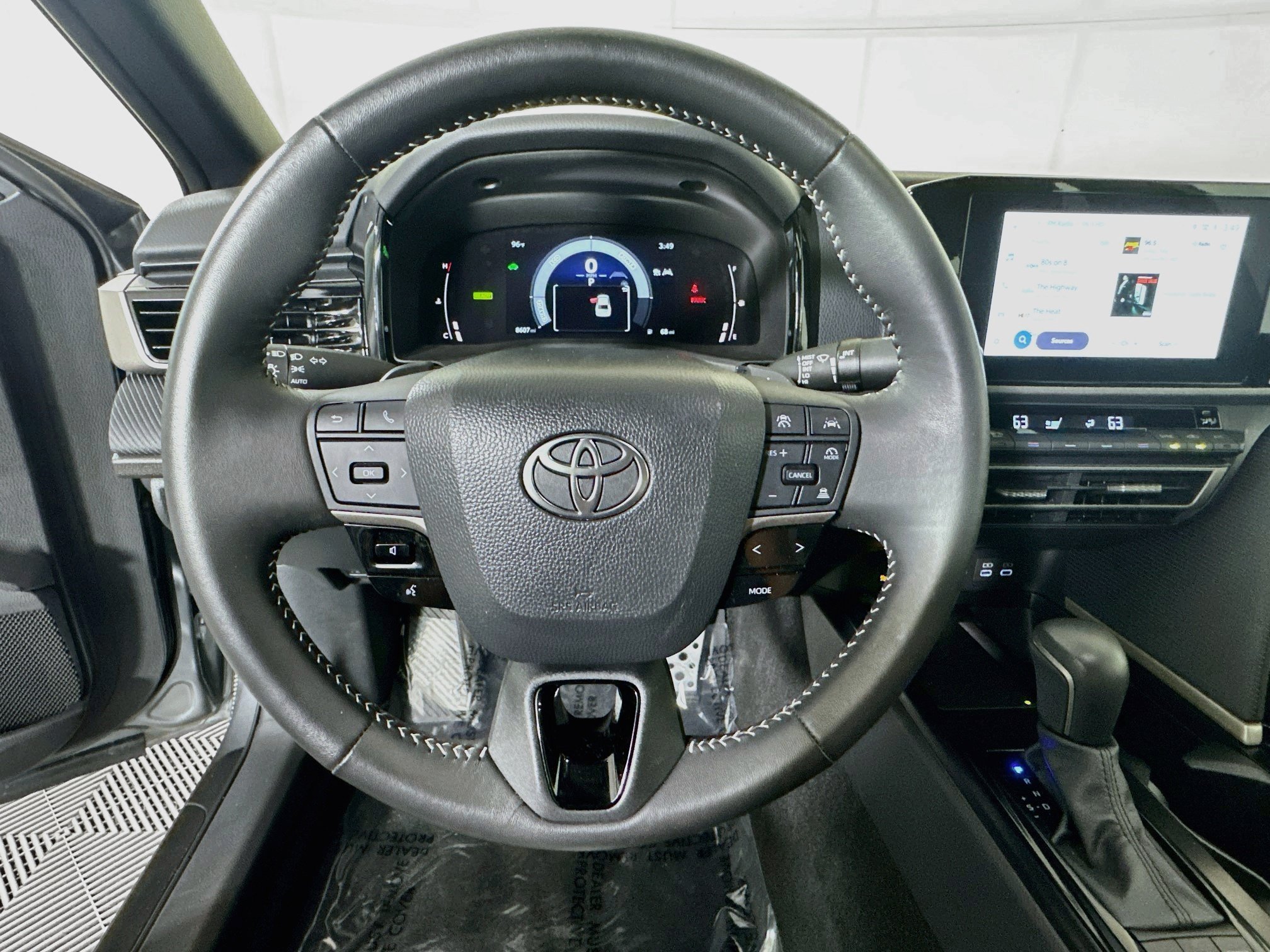 Certified Used 2026 Heavy Metal Toyota SE image 15