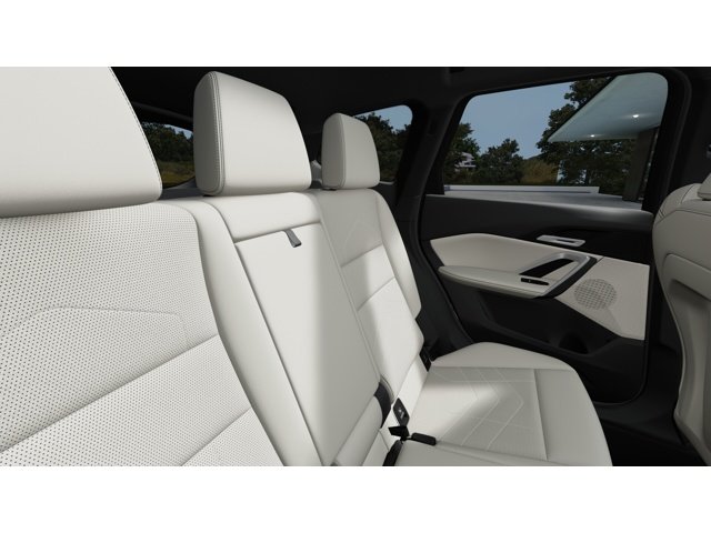 New 2027 Mineral White Metallic BMW  image 12