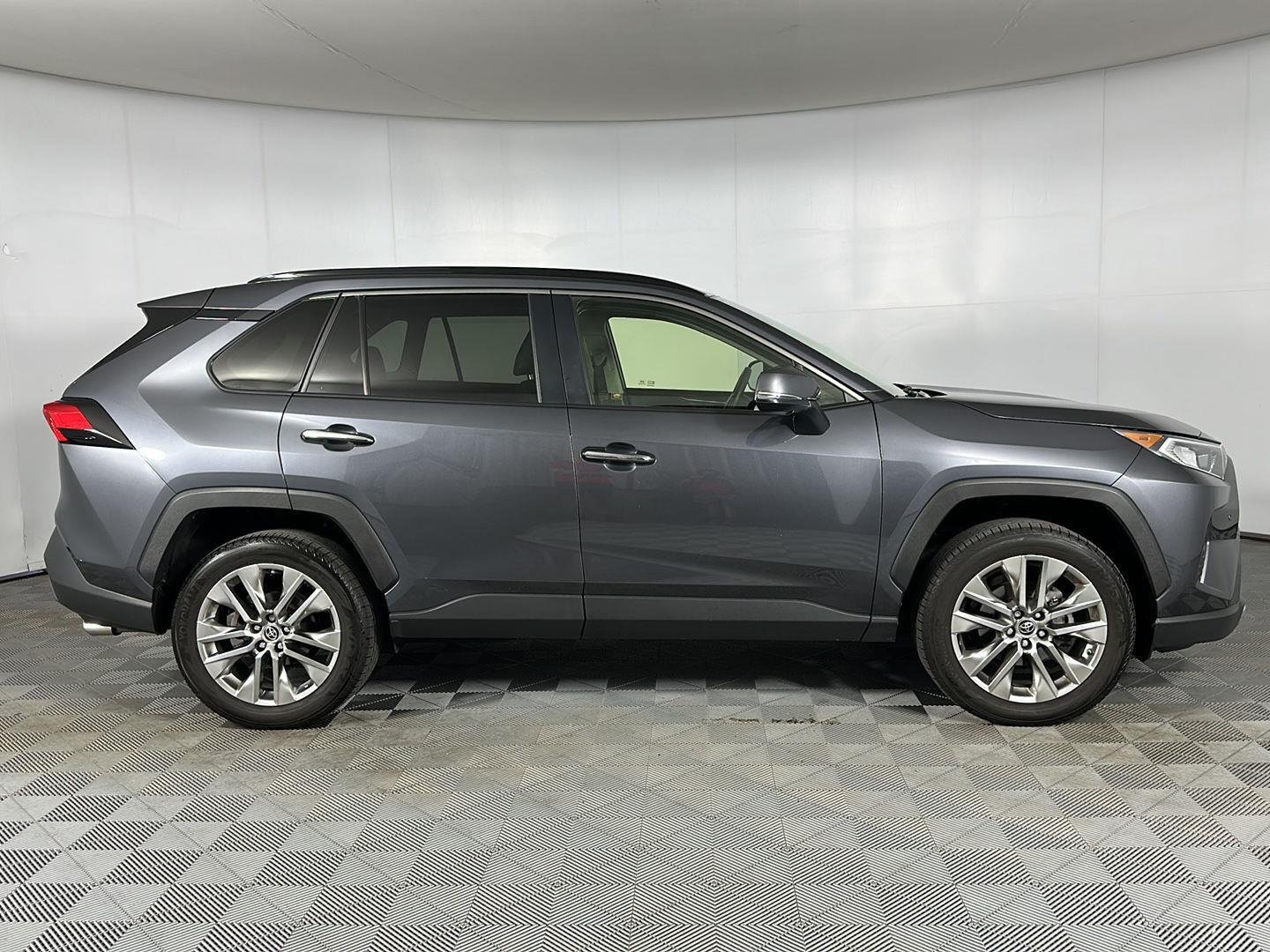Used 2019 Magnetic Gray Metallic Toyota Limited image 27
