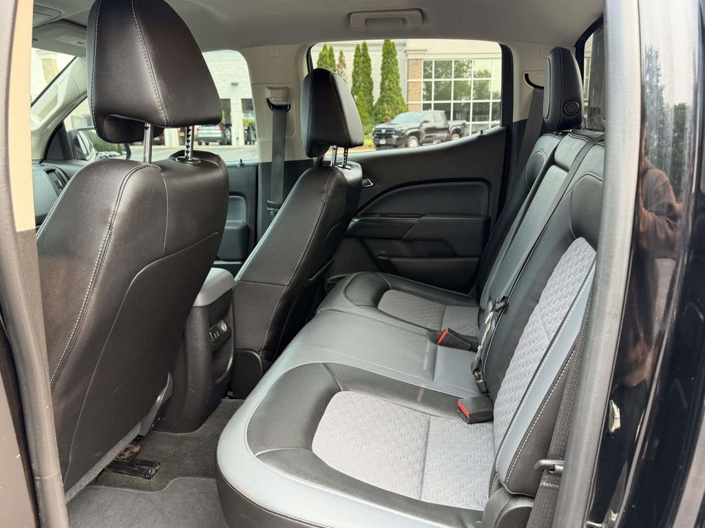 Used 2016 Black Chevrolet Z71 image 14