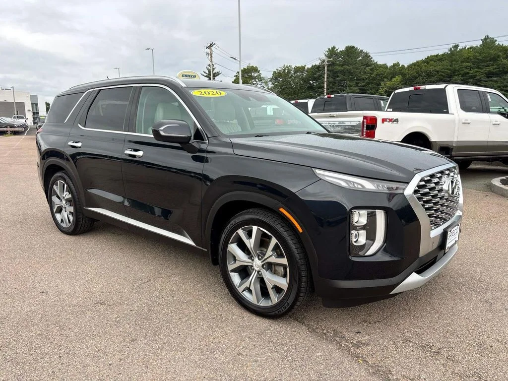 Used 2020 White Hyundai SEL image 1
