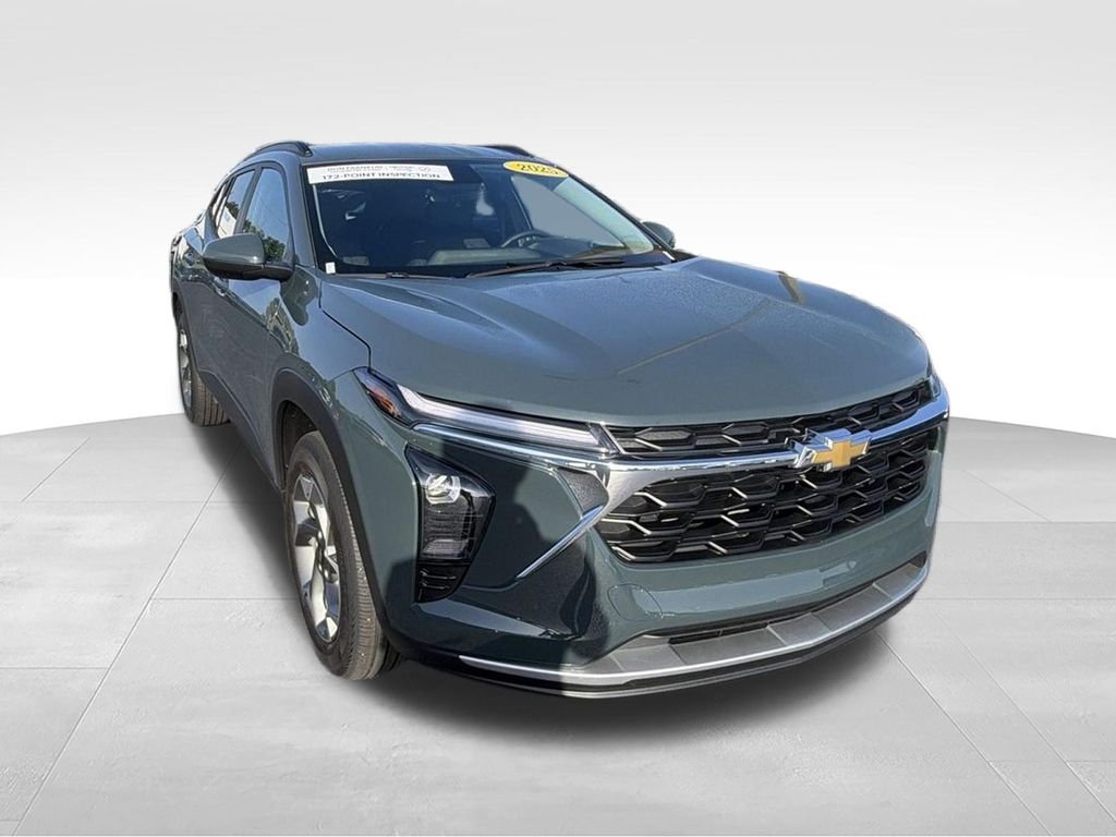 Used 2025 Gray Chevrolet LT image 15