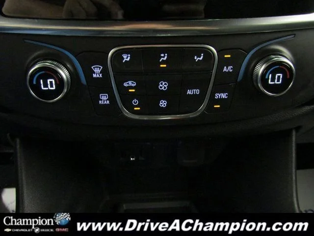 2022 Chevrolet Traverse 1LT - Photo 30