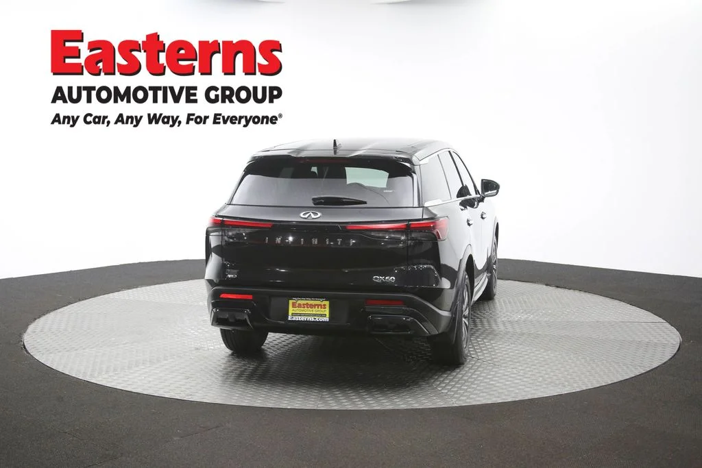 Used 2023 Black INFINITI PURE image 41