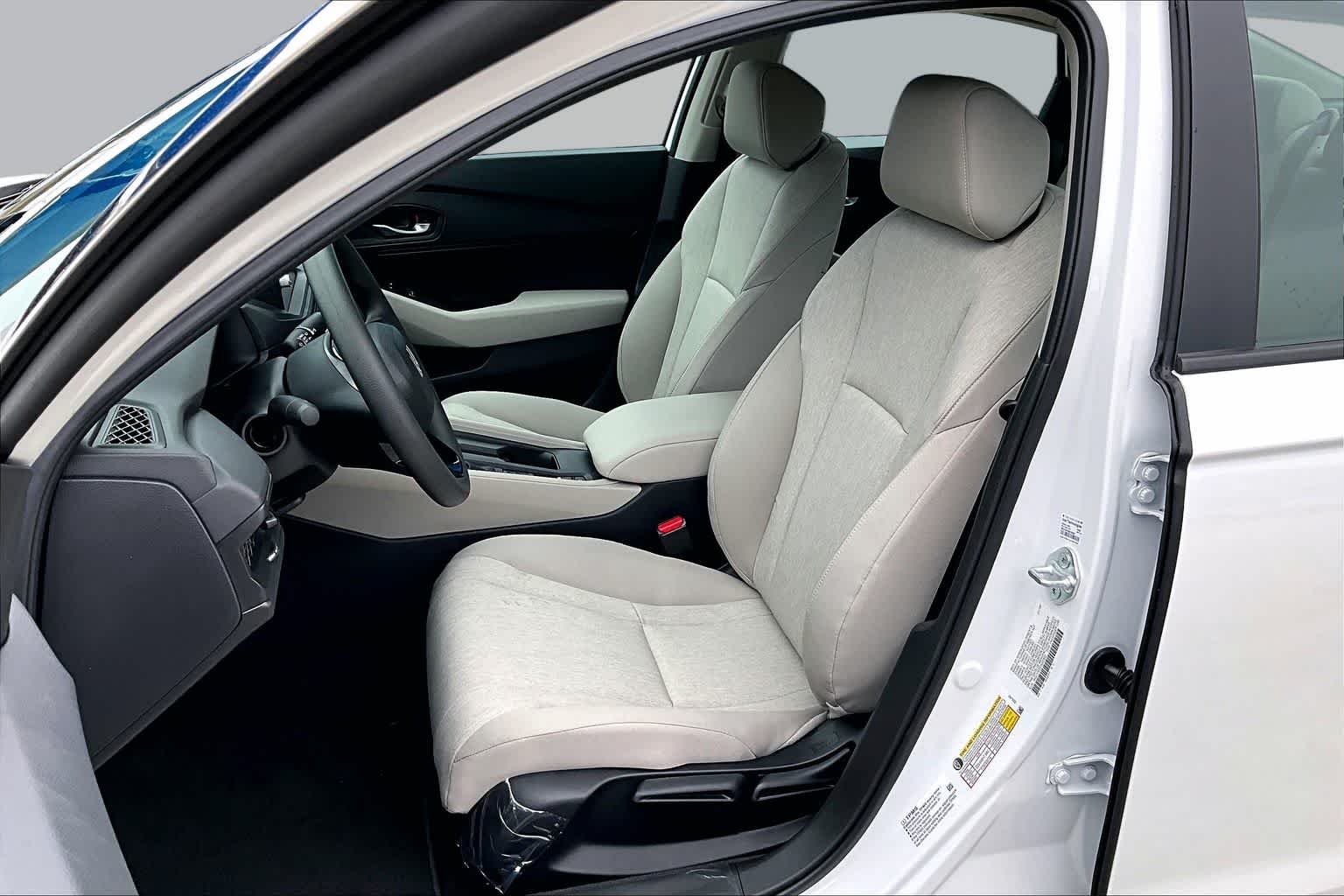 2026 Honda Accord LX - Photo 9