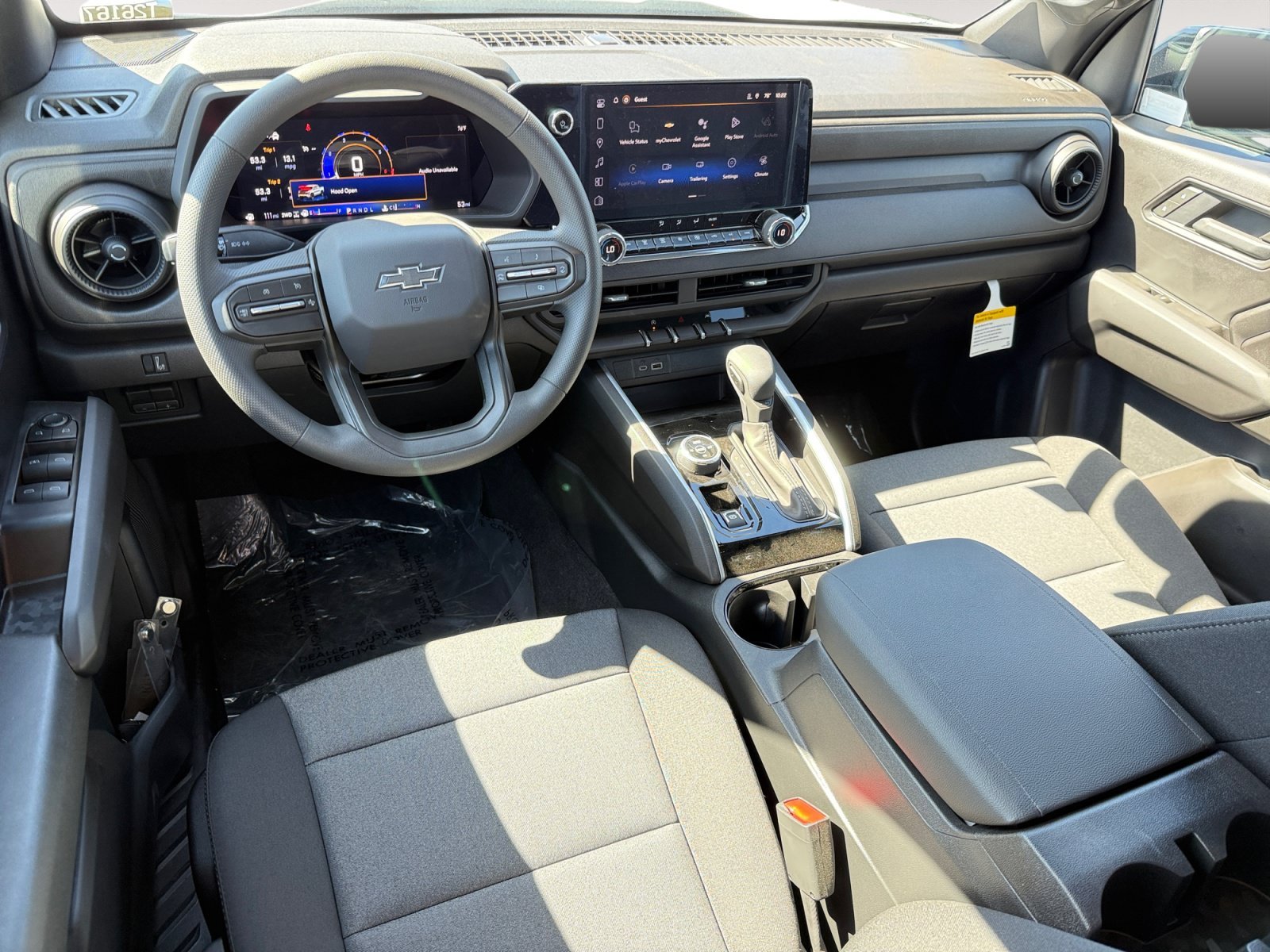 New 2026 Summit White Chevrolet 4WD Trail Boss image 15