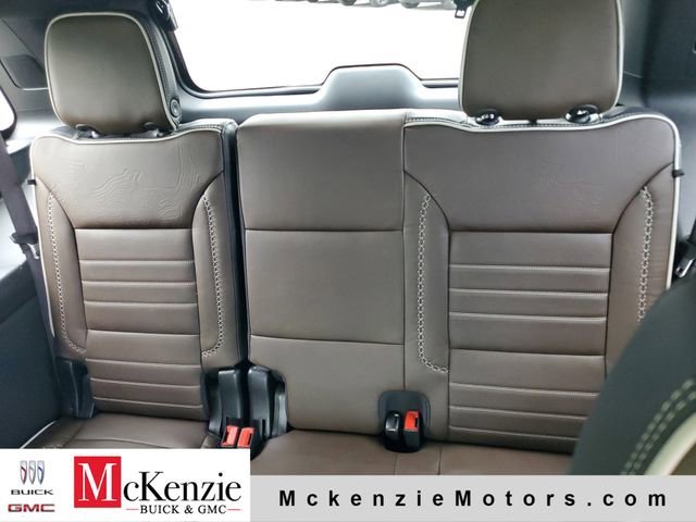 2026 GMC Yukon Denali Ultimate - Photo 23