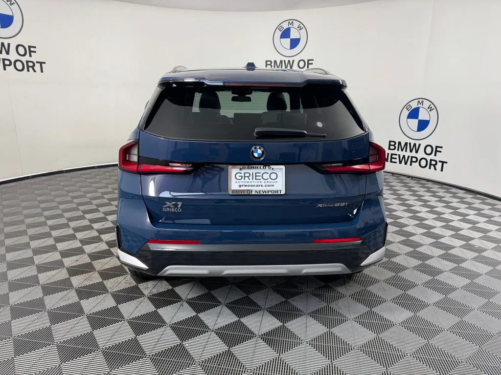 New 2026 Night Dusk Blue Metallic BMW xDrive28i image 7