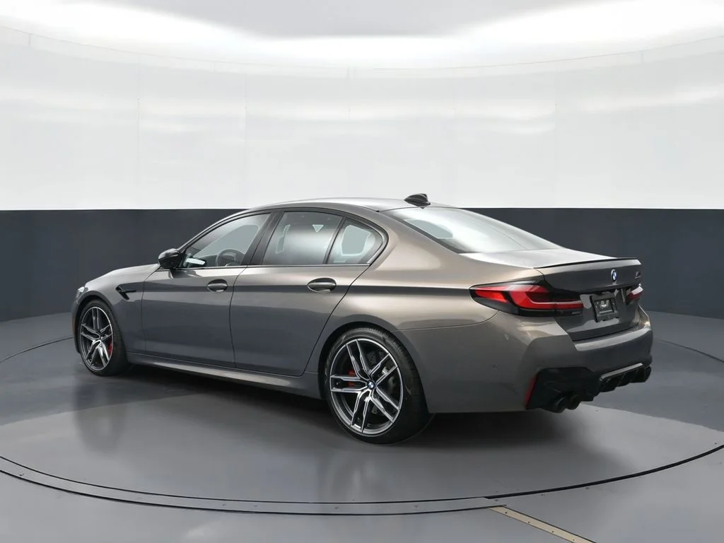 Used 2023 Gray BMW Base image 3