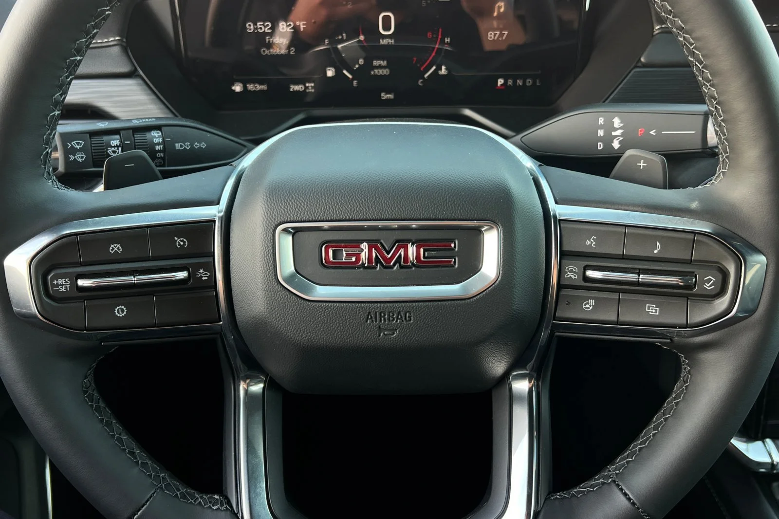 2026 GMC Acadia Elevation - Photo 27