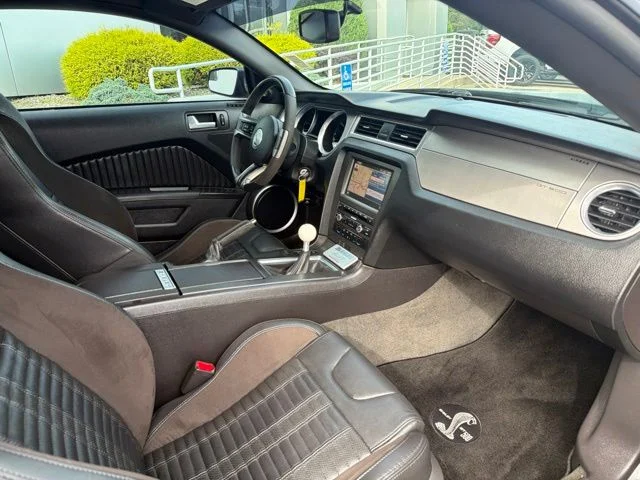 Used 2014 Black Ford Shelby GT500 image 11
